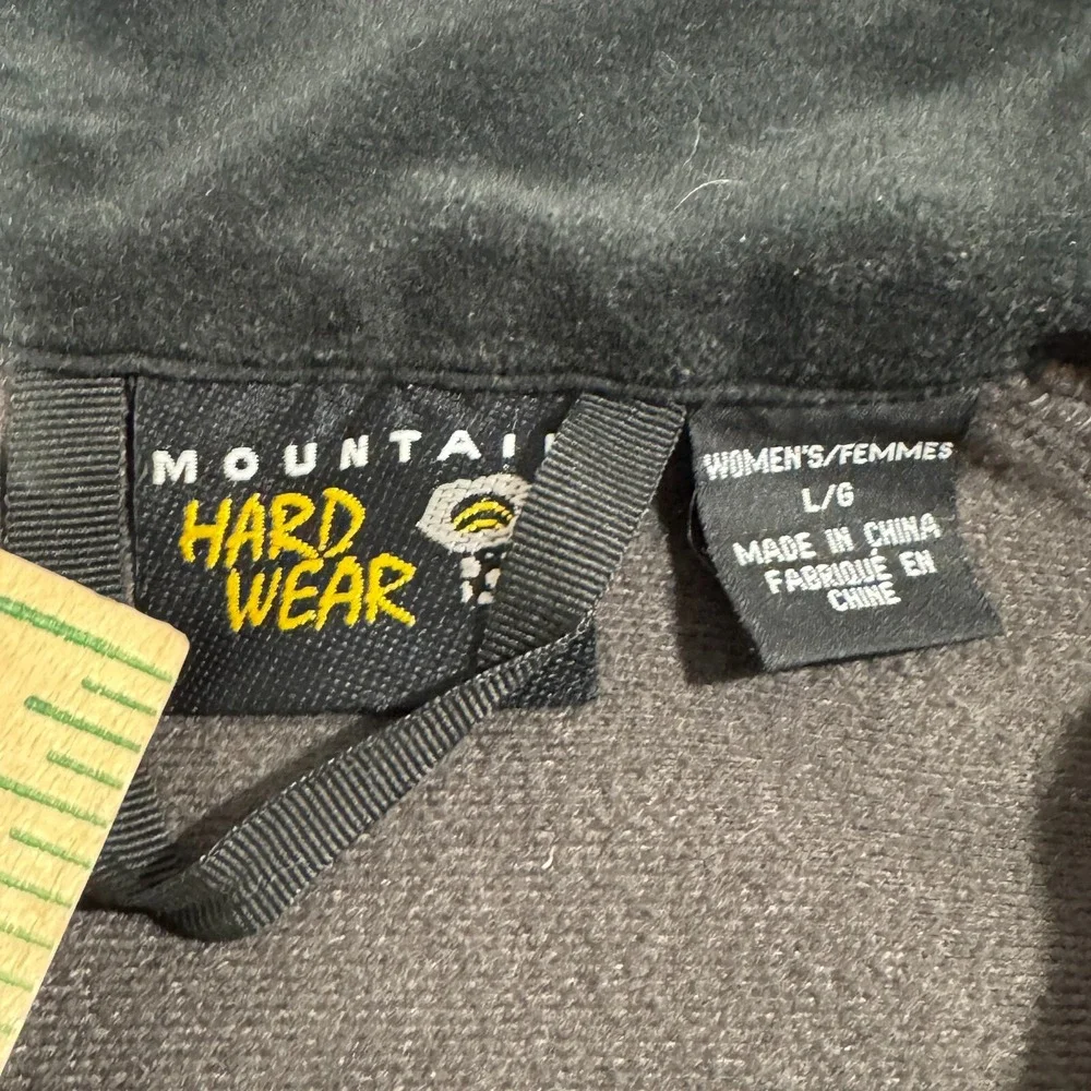 Mountain Hardwear no rips